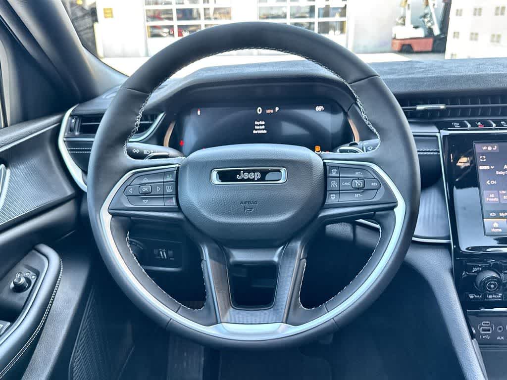 Thumbnail: 2026 Jeep Grand Cherokee - 18