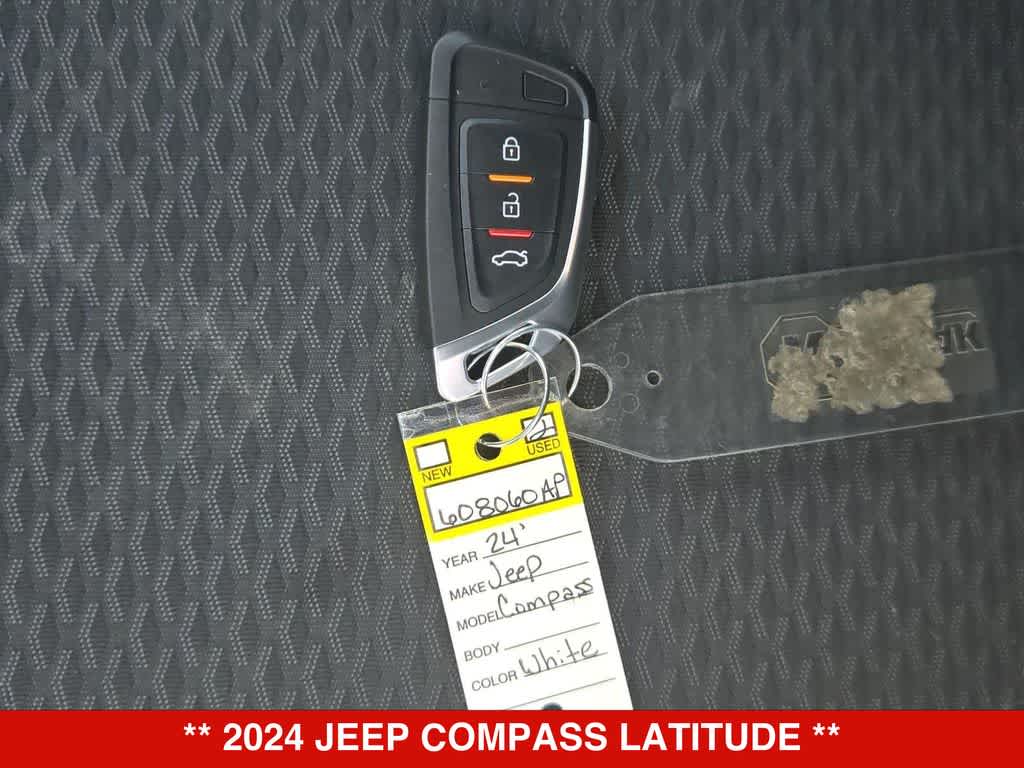 Thumbnail: 2024 Jeep Compass - 32