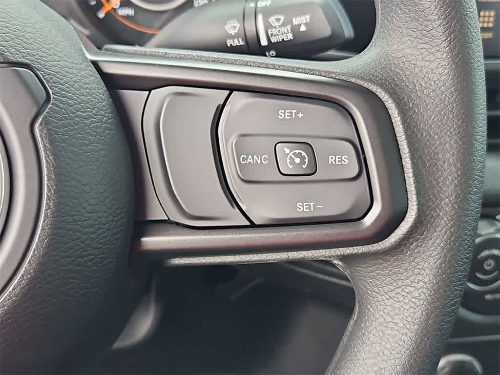 Thumbnail: 2026 Jeep Gladiator - 25