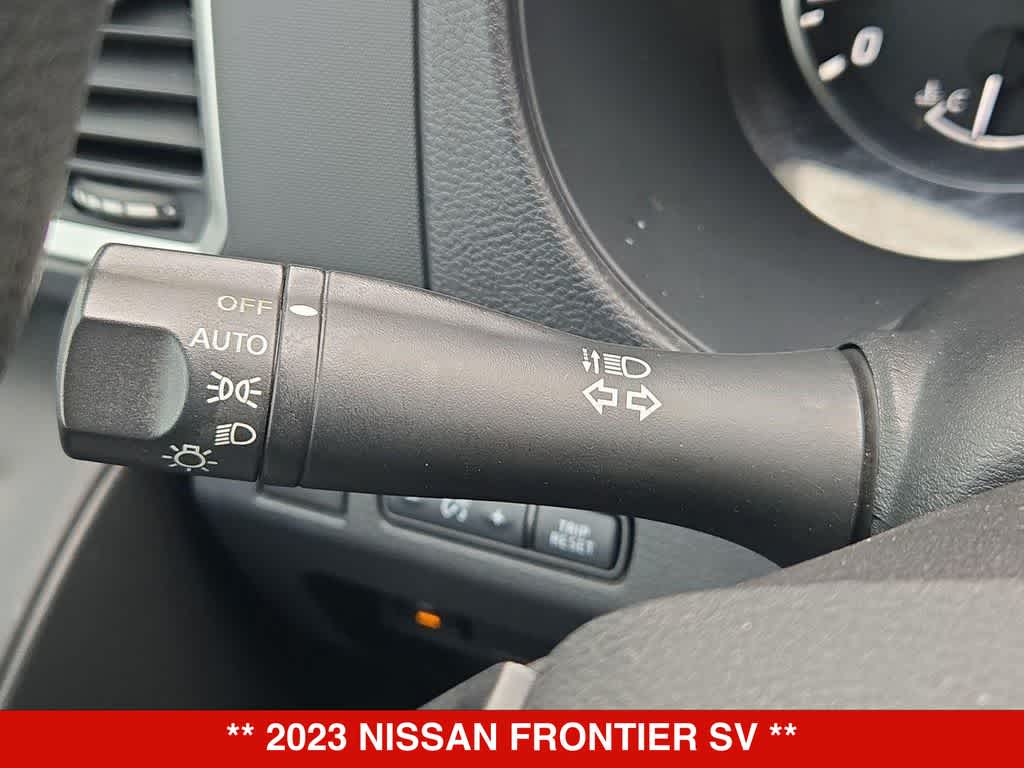 Thumbnail: 2023 Nissan Frontier - 25