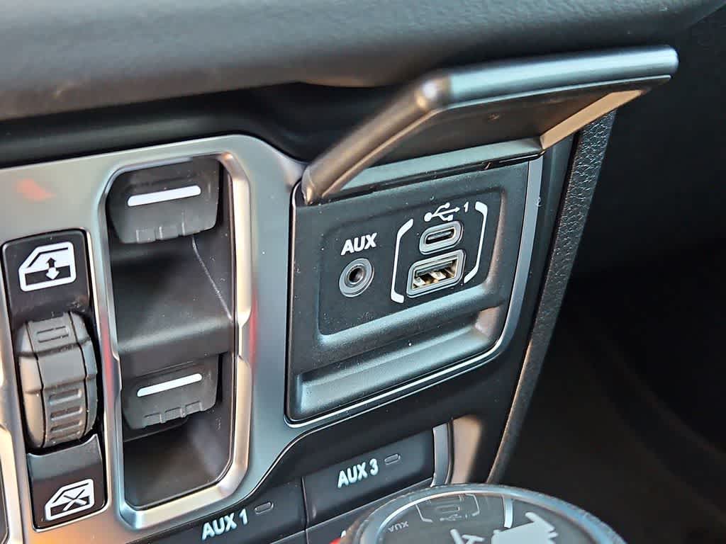 Thumbnail: 2026 Jeep Wrangler - 30