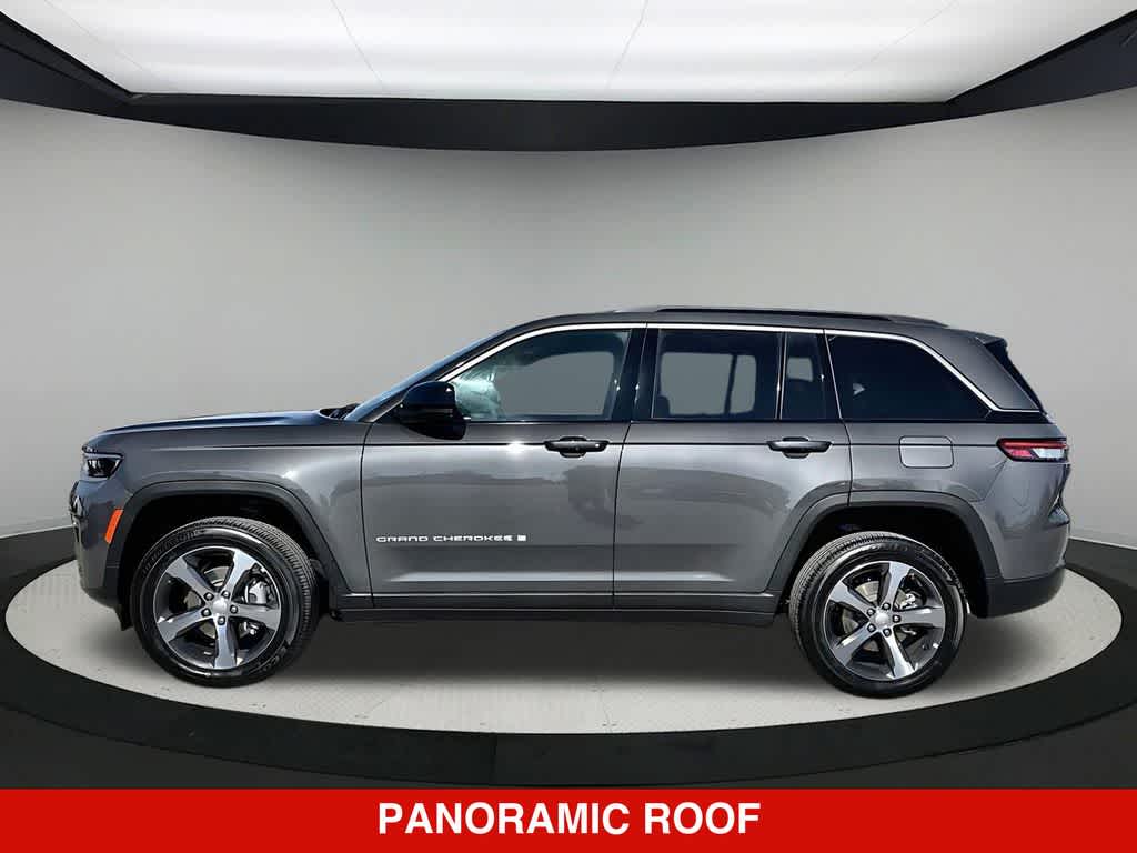 Thumbnail: 2026 Jeep Grand Cherokee - 3