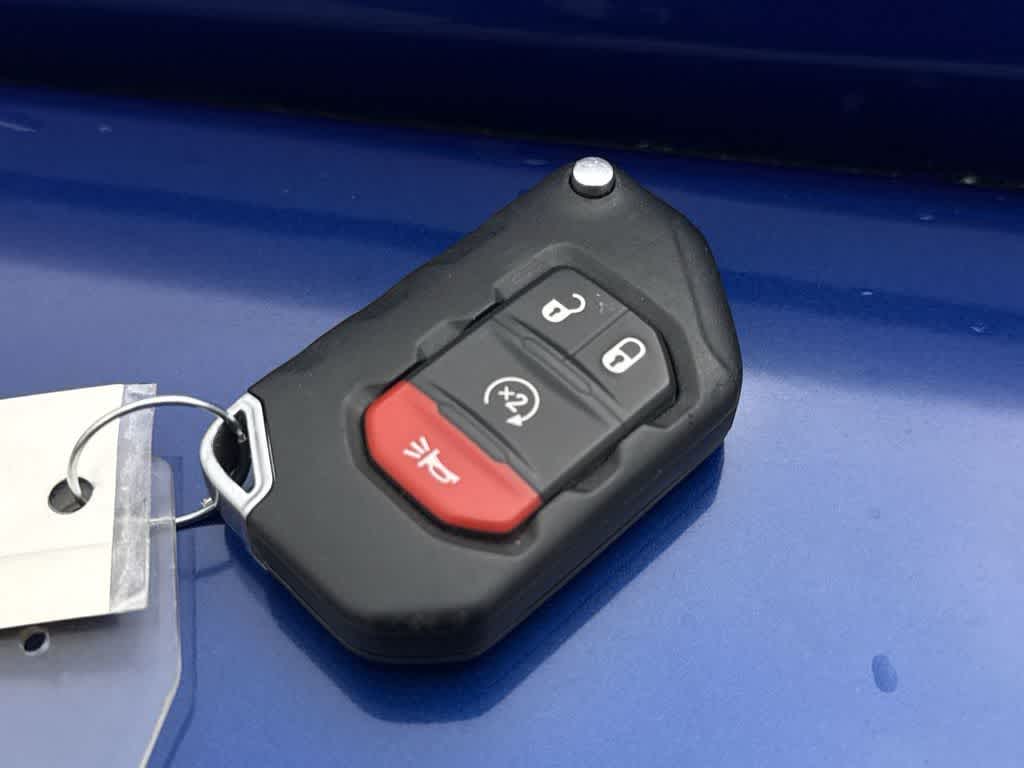 Thumbnail: 2019 Jeep Wrangler - 23