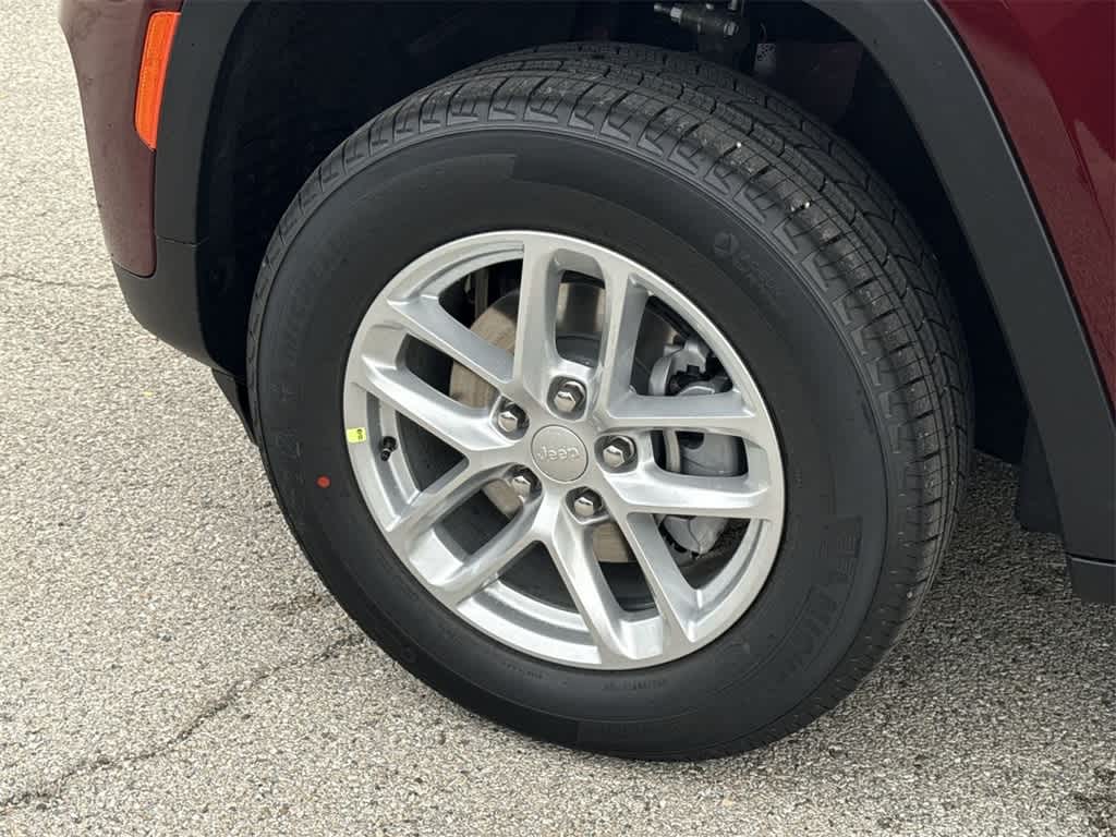 Thumbnail: 2025 Jeep Grand Cherokee - 8