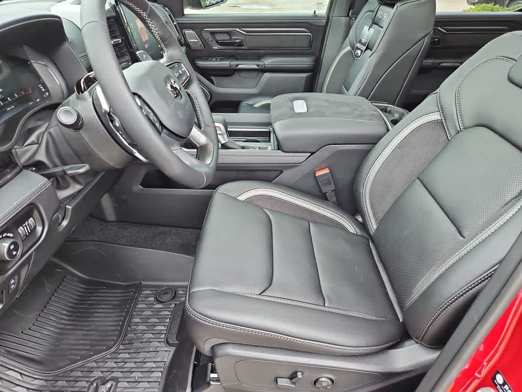 Thumbnail: 2026 RAM 1500 - 17