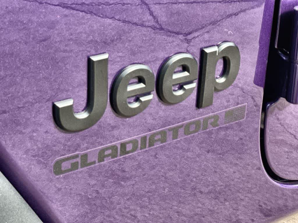 Thumbnail: 2026 Jeep Gladiator - 8