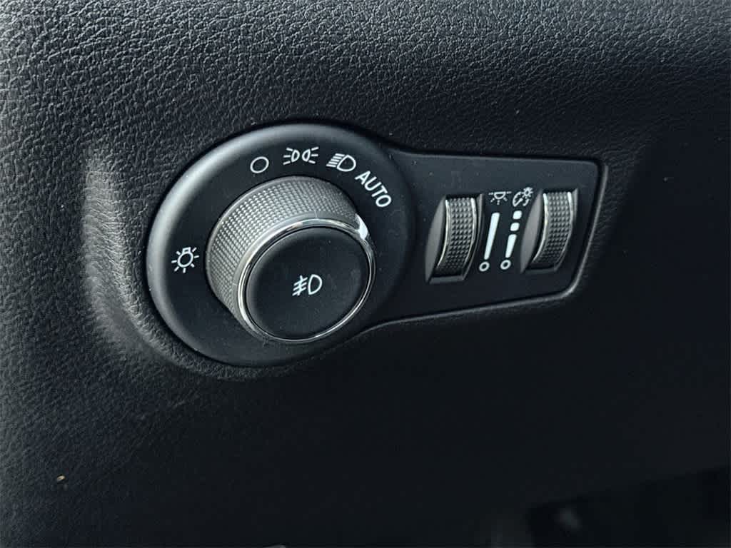 Thumbnail: 2022 Jeep Compass - 20