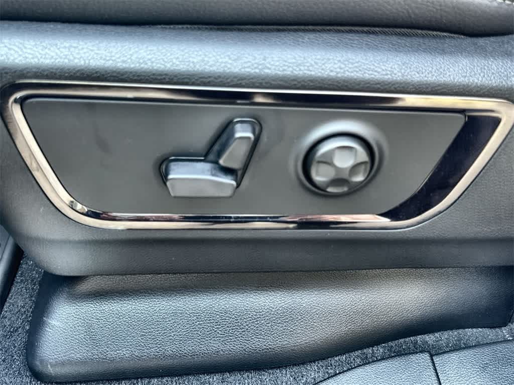 Thumbnail: 2026 RAM 1500 - 25