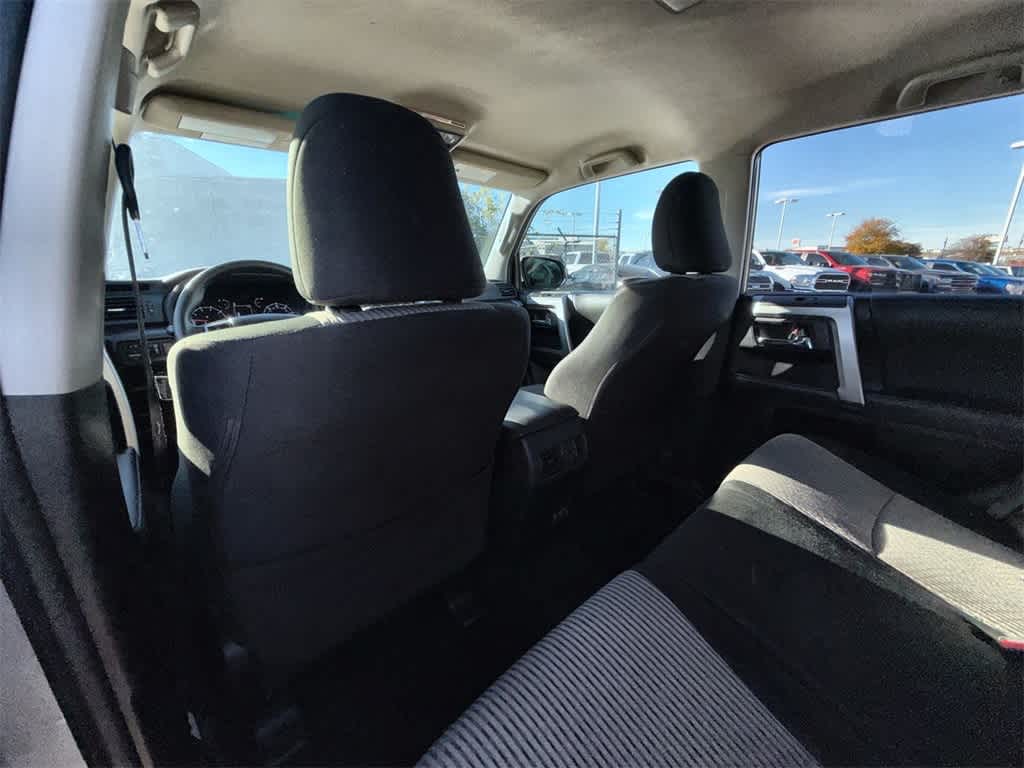 Thumbnail: 2022 Toyota 4Runner - 10