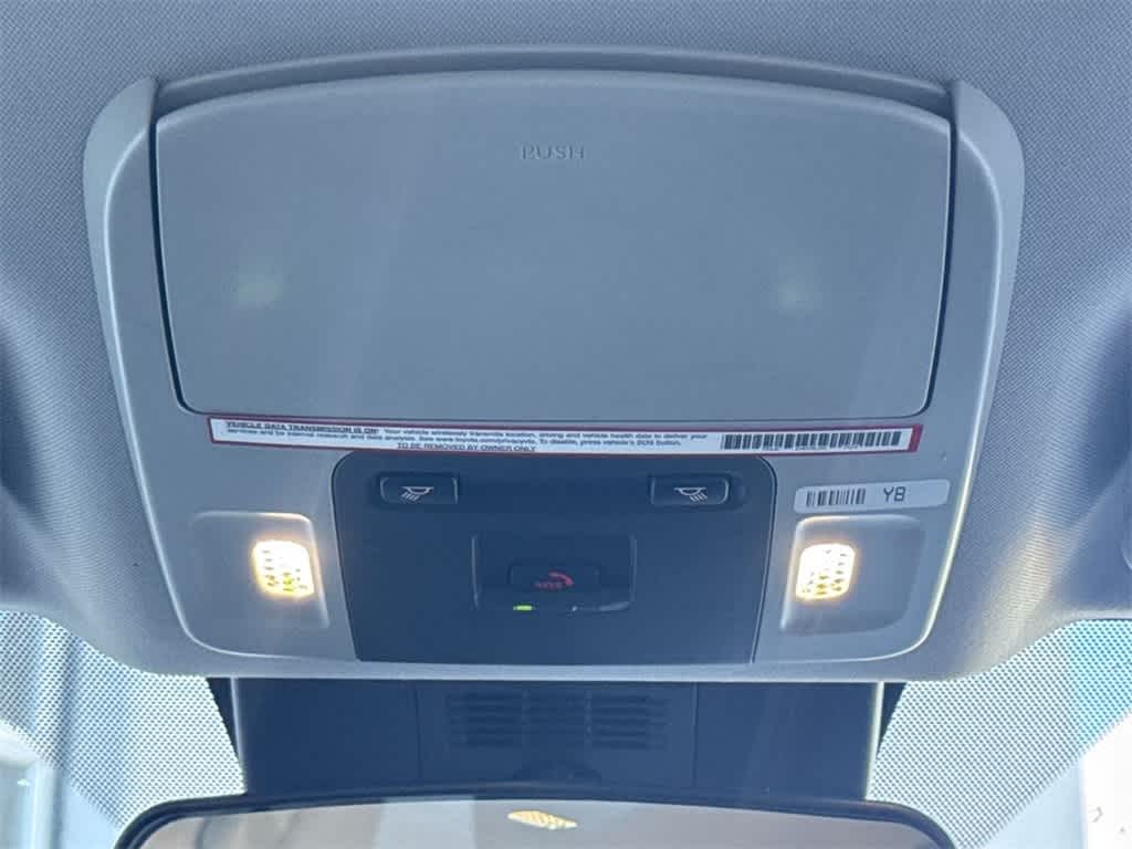 Thumbnail: 2025 Toyota Camry - 19