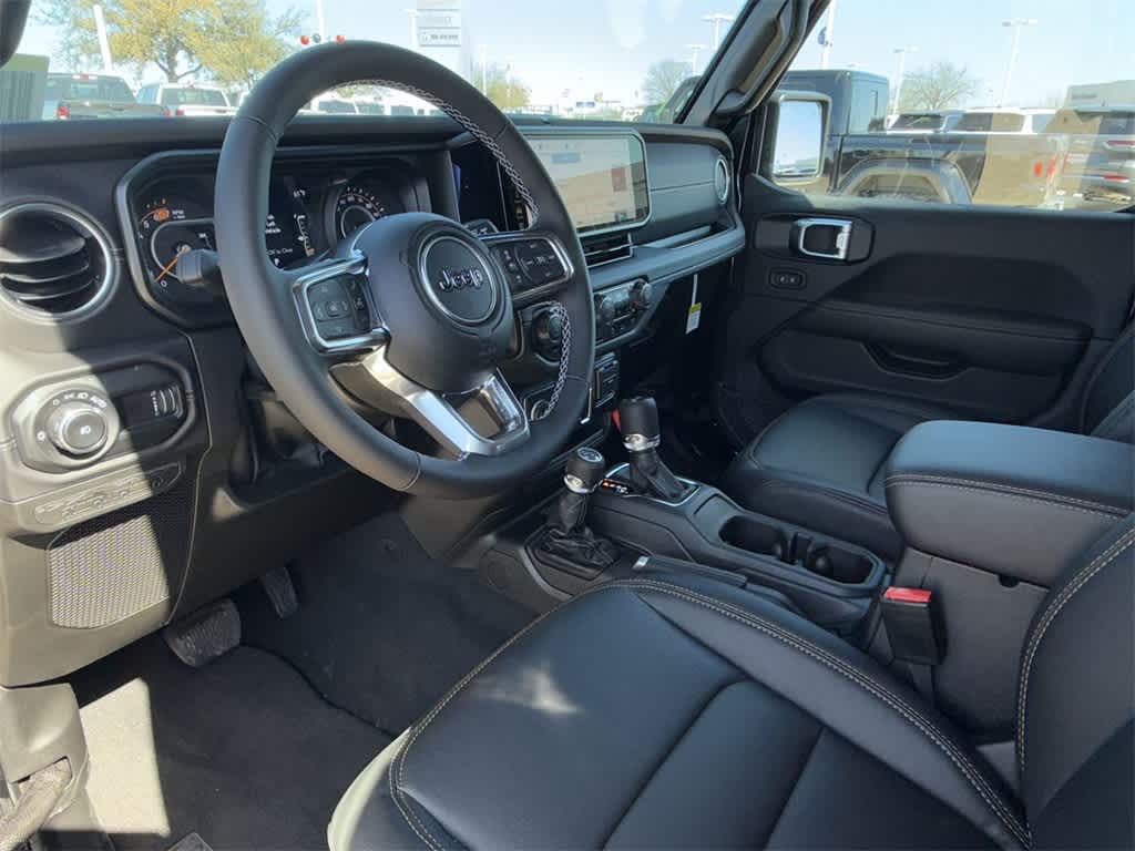 Thumbnail: 2025 Jeep Wrangler - 2