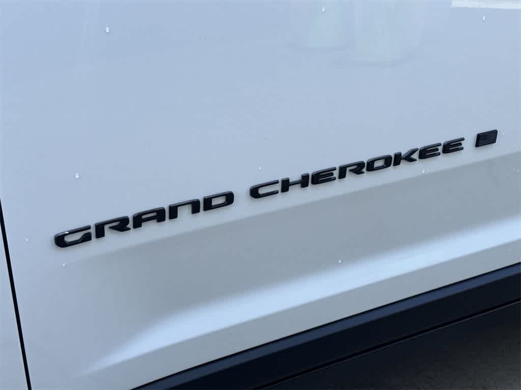 Thumbnail: 2025 Jeep Grand Cherokee L - 7