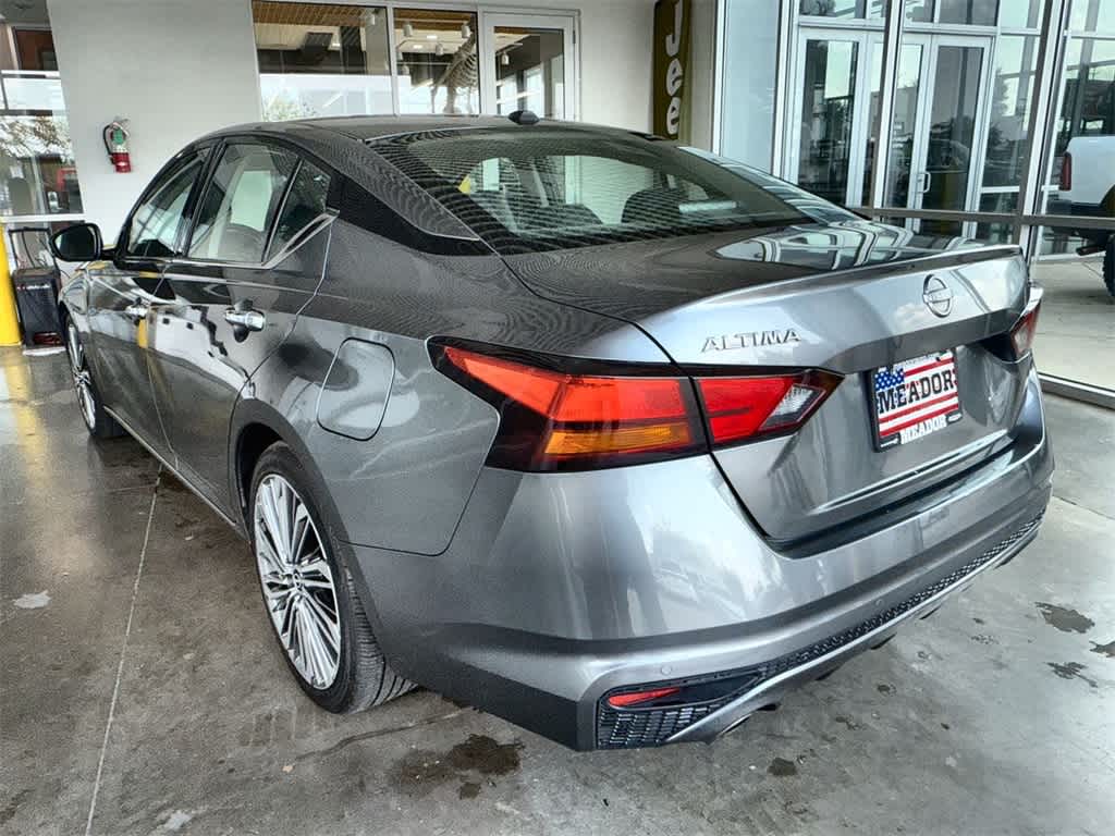 Thumbnail: 2023 Nissan Altima - 4