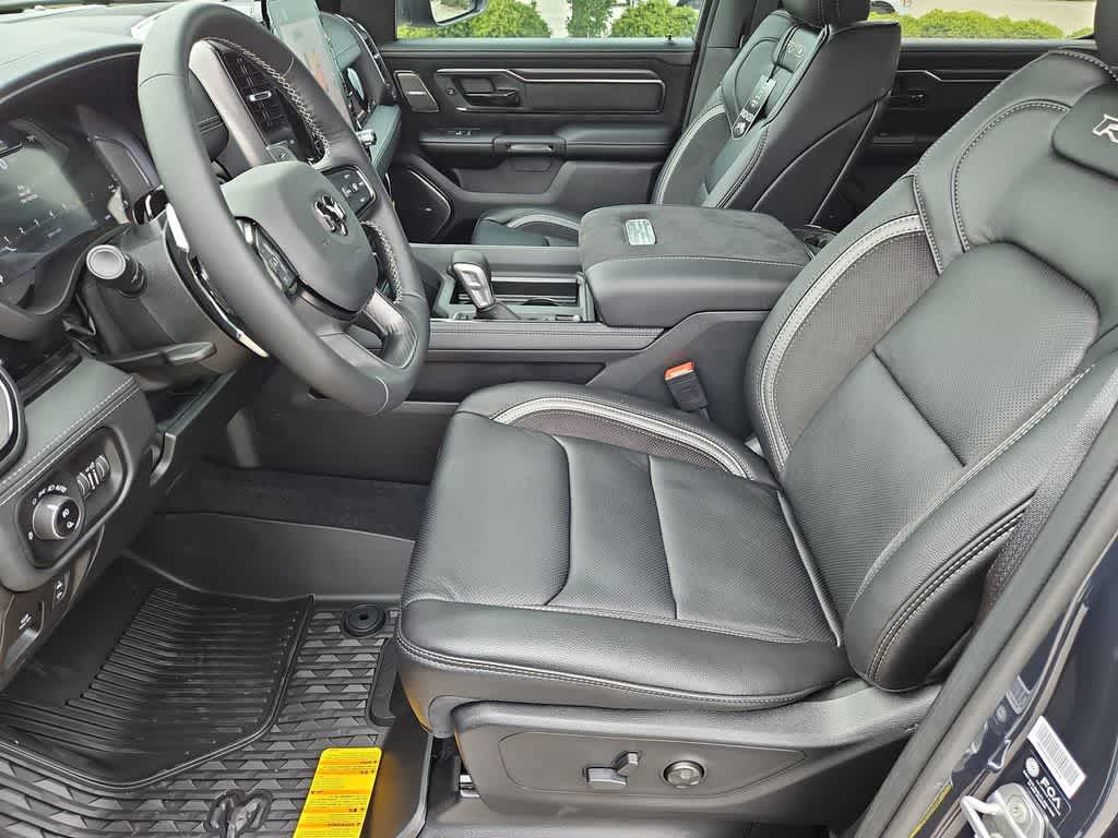 Thumbnail: 2026 RAM 1500 - 17