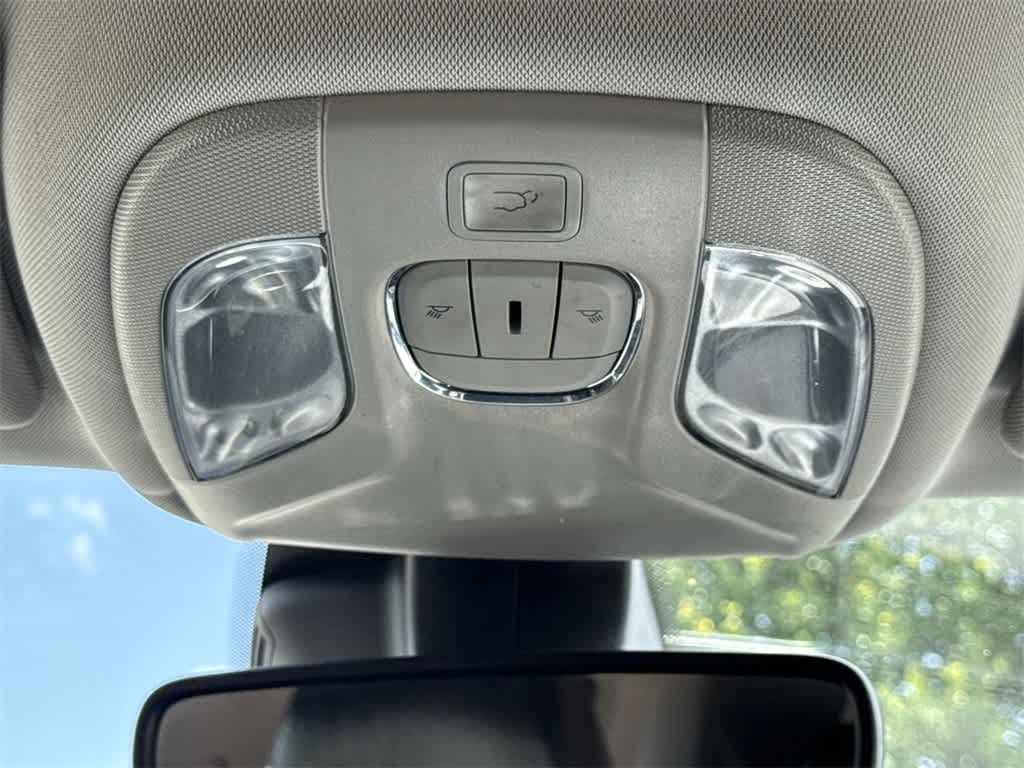 Thumbnail: 2022 Jeep Compass - 21
