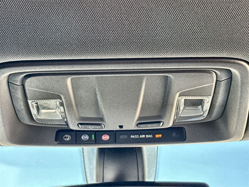 Thumbnail: 2020 Chevrolet Silverado 1500 - 20