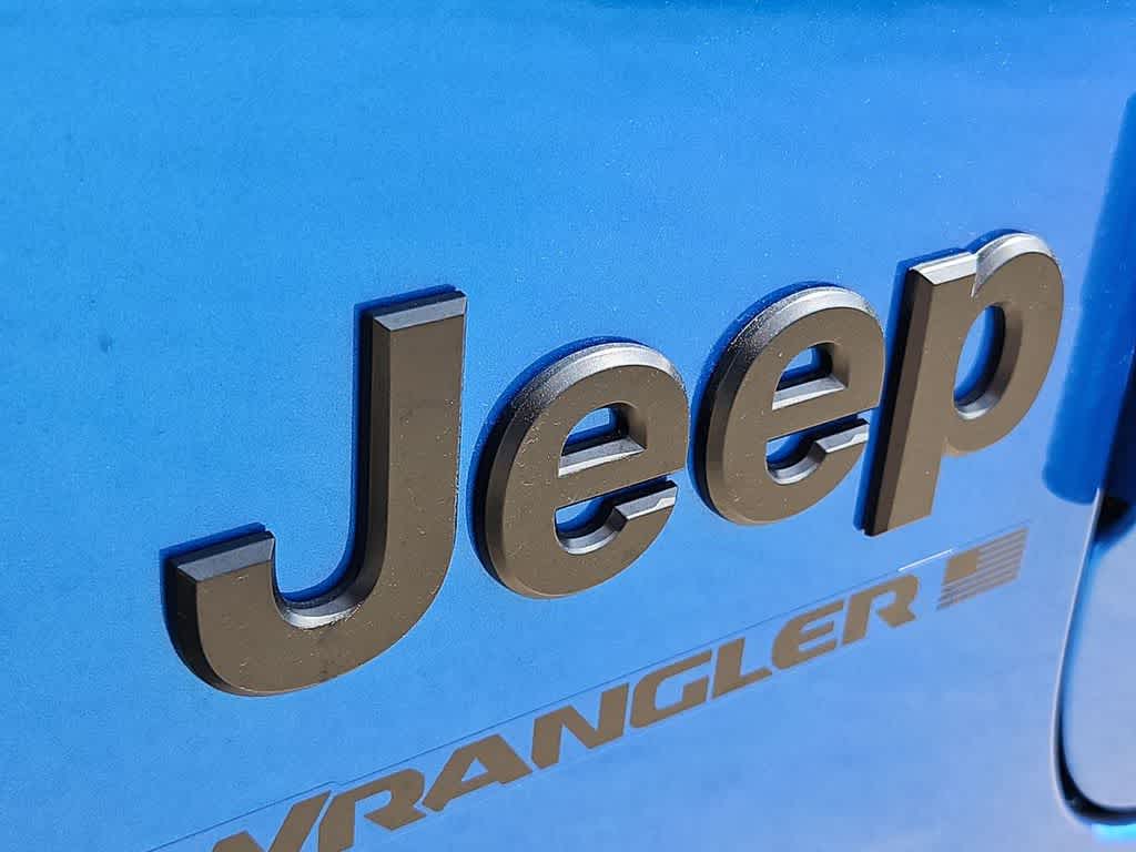 Thumbnail: 2025 Jeep Wrangler - 12