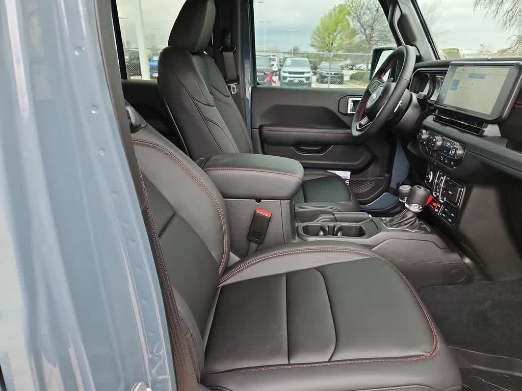 Thumbnail: 2026 Jeep Wrangler - 26