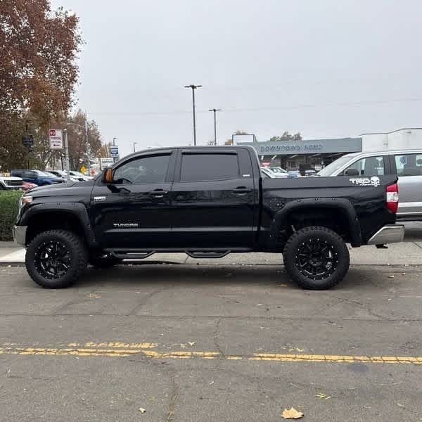 Thumbnail: 2020 Toyota Tundra - 4