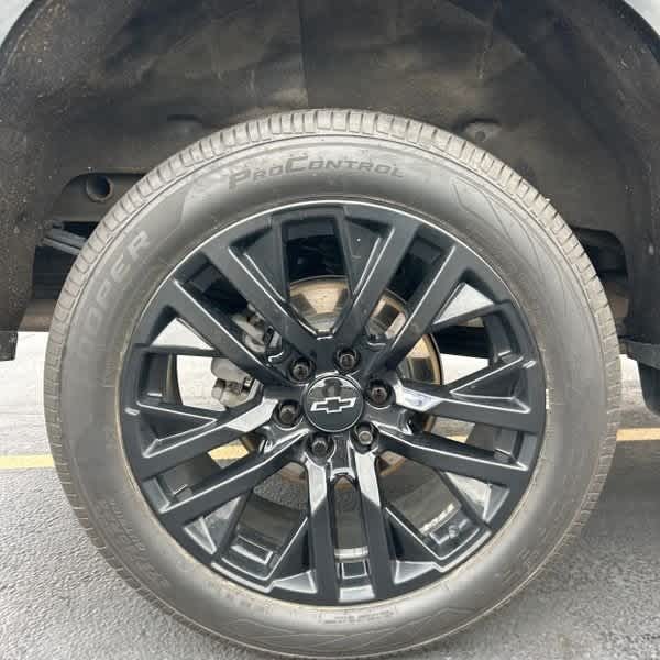 Thumbnail: 2021 Chevrolet Silverado 1500 - 13