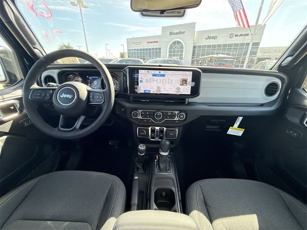 Thumbnail: 2025 Jeep Wrangler - 13