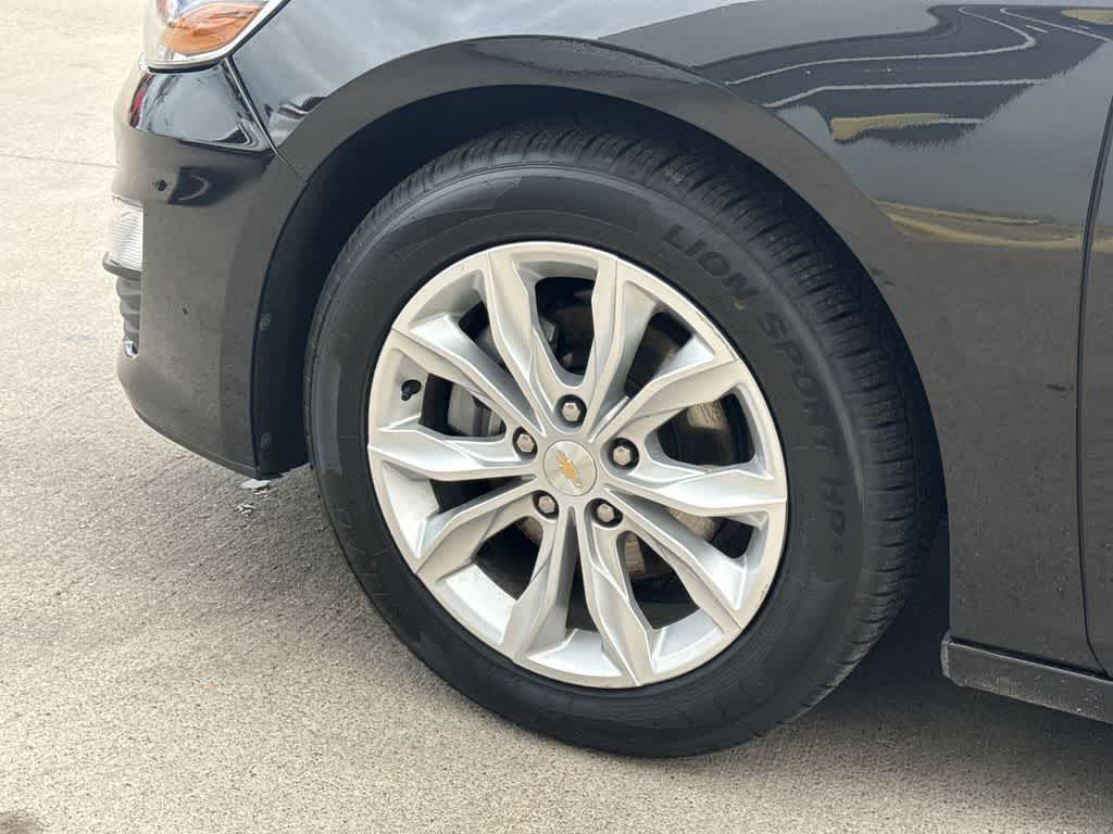 Thumbnail: 2024 Chevrolet Malibu - 9