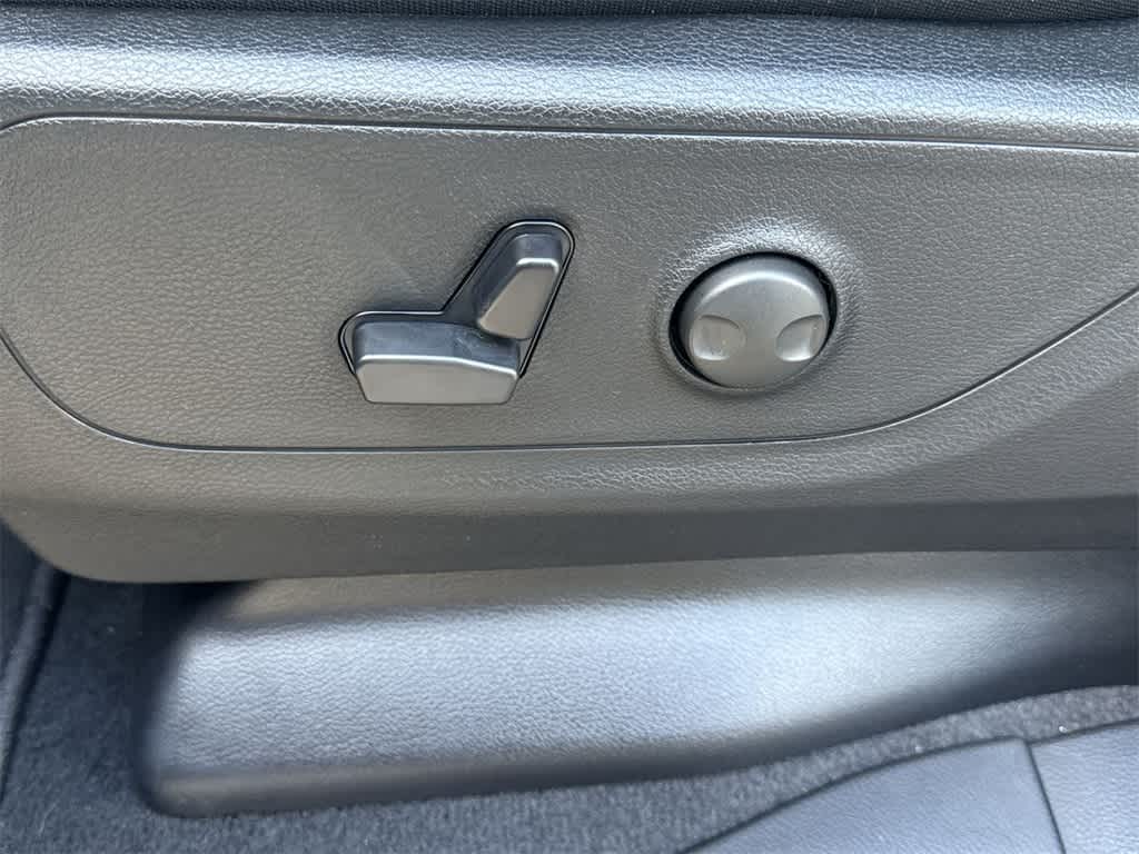 Thumbnail: 2026 RAM 1500 - 24