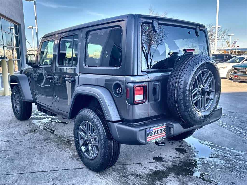 Thumbnail: 2026 Jeep Wrangler - 4