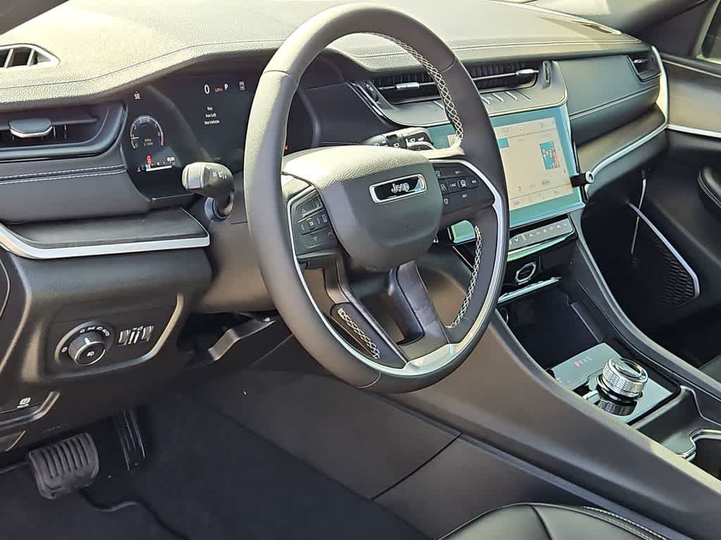 Thumbnail: 2026 Jeep Grand Cherokee - 10