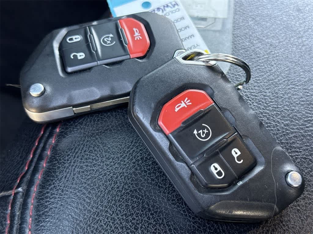 Thumbnail: 2021 Jeep Wrangler - 25