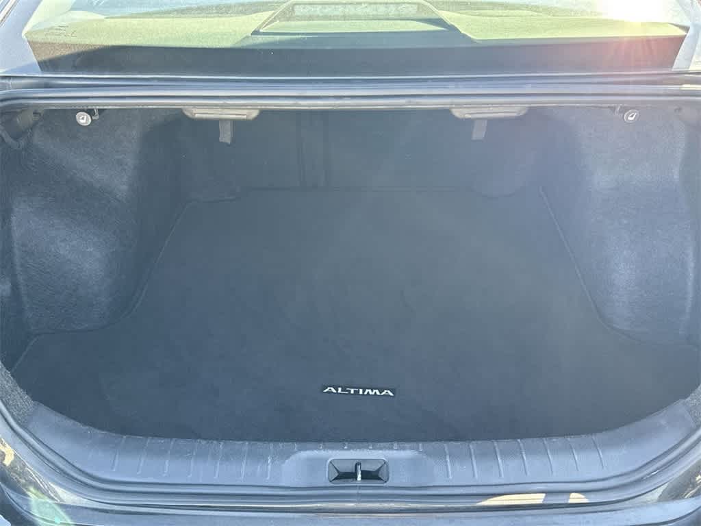 Thumbnail: 2023 Nissan Altima - 22