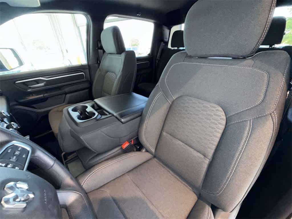 Thumbnail: 2025 RAM 1500 - 10