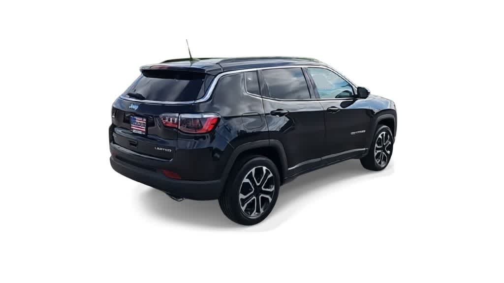 Thumbnail: 2022 Jeep Compass - 8