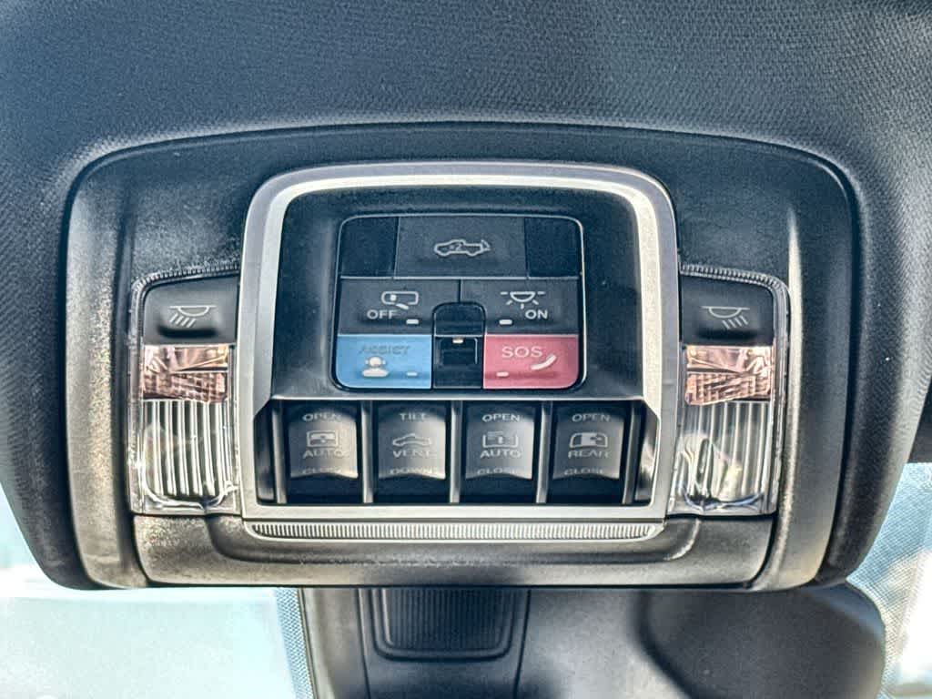 Thumbnail: 2026 RAM 1500 - 19