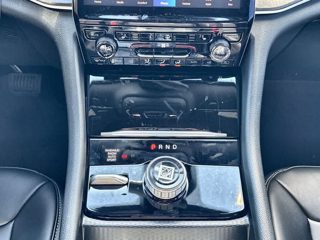 Thumbnail: 2025 Jeep Grand Cherokee - 17