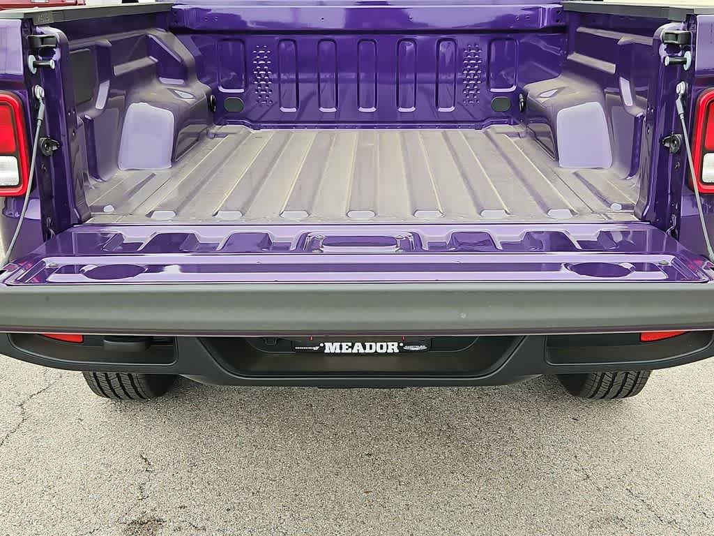 Thumbnail: 2026 Jeep Gladiator - 33