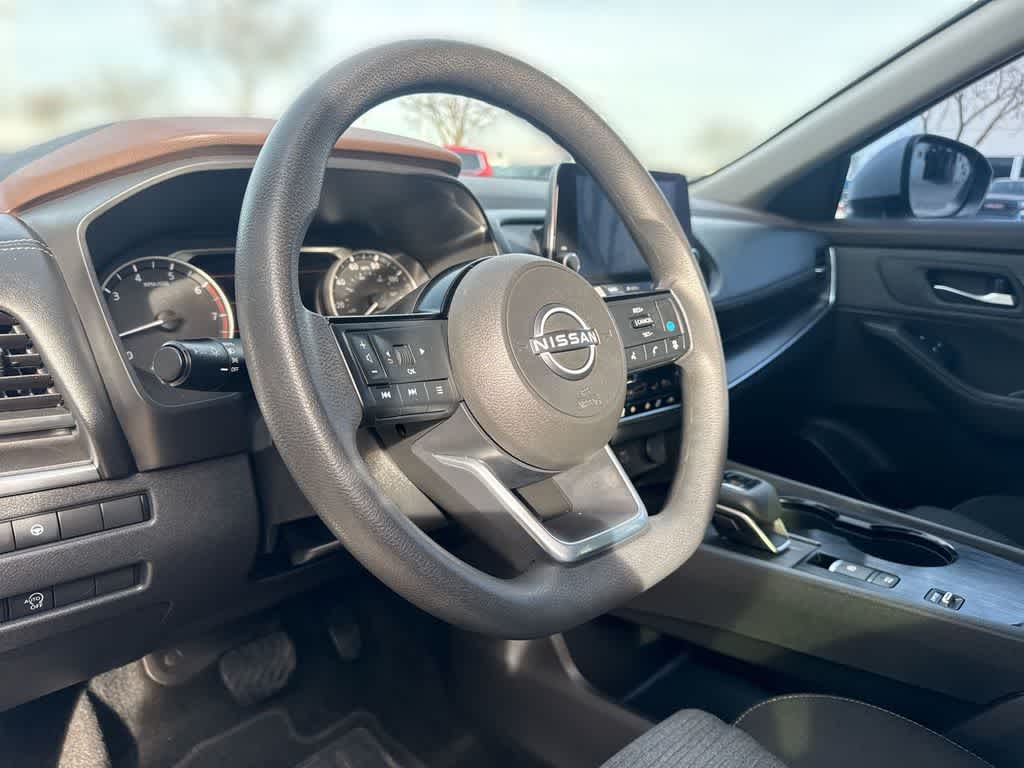 Thumbnail: 2023 Nissan Rogue - 2