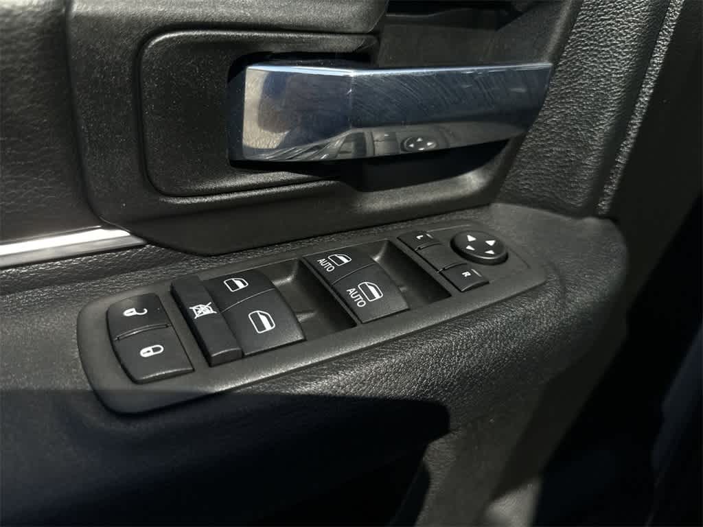 2022 RAM 1500 Classic SLT 21
