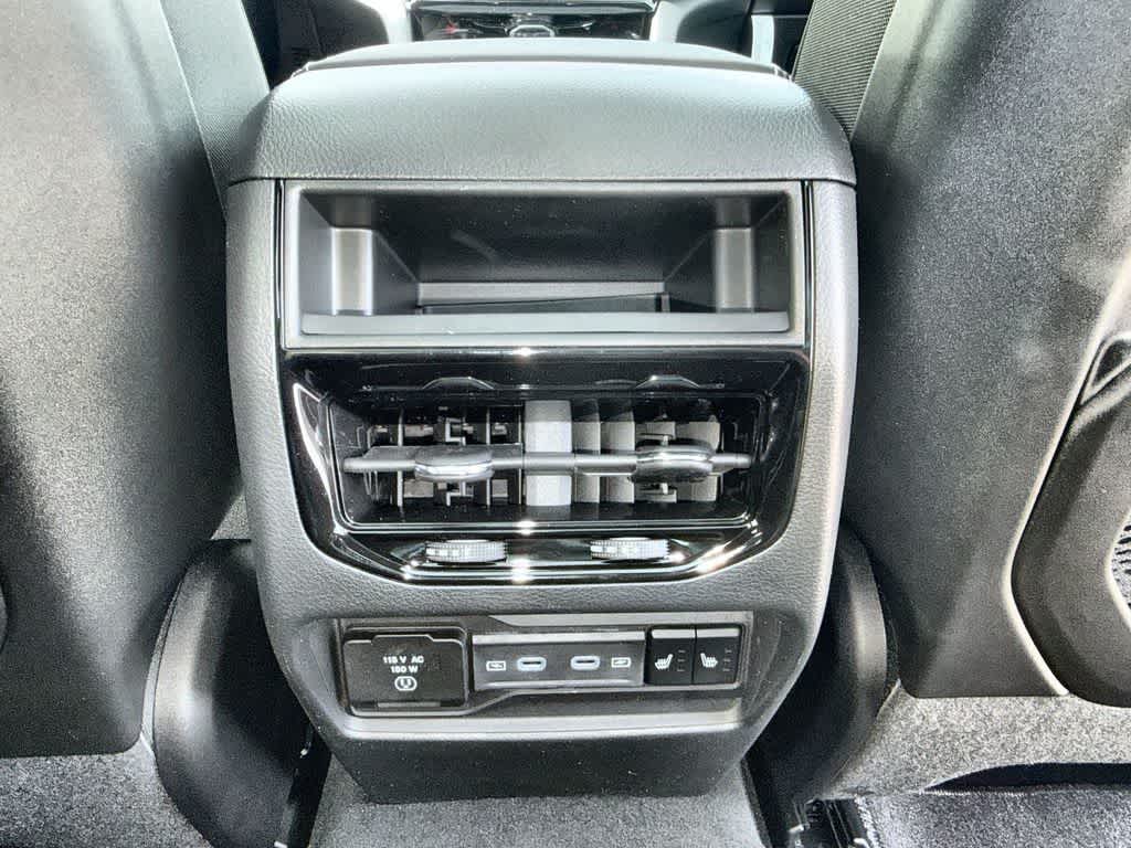 Thumbnail: 2026 Jeep Grand Cherokee - 21