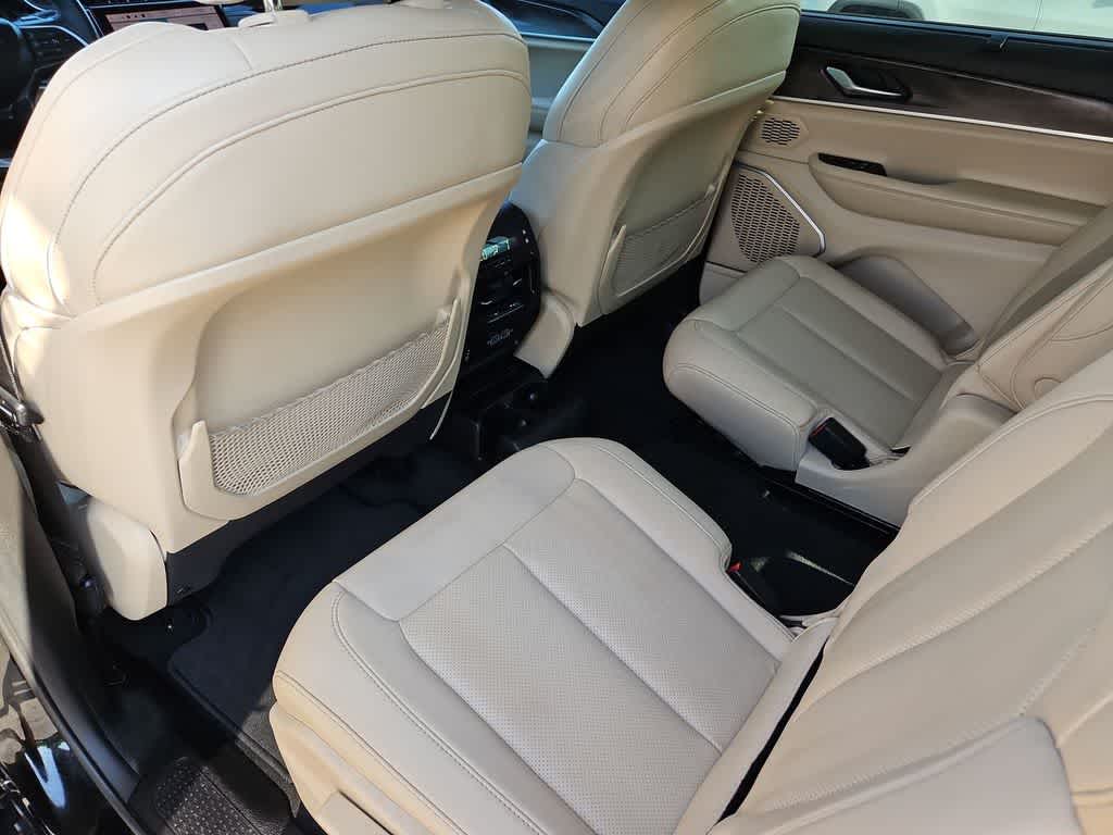 Thumbnail: 2022 Jeep Grand Cherokee - 19