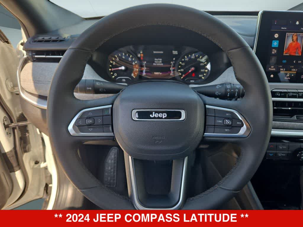 Thumbnail: 2024 Jeep Compass - 21