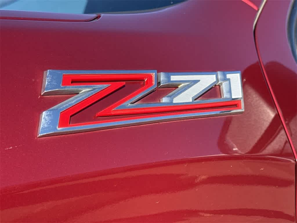 Thumbnail: 2019 Chevrolet Silverado 1500 - 8