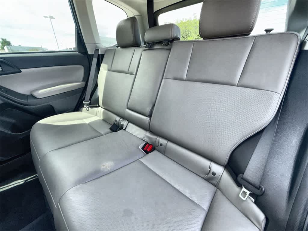 2015 Subaru Forester Limited 12