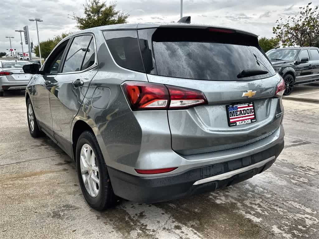 2023 Chevrolet Equinox photo 2