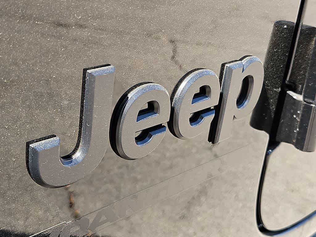 Thumbnail: 2026 Jeep Wrangler - 12