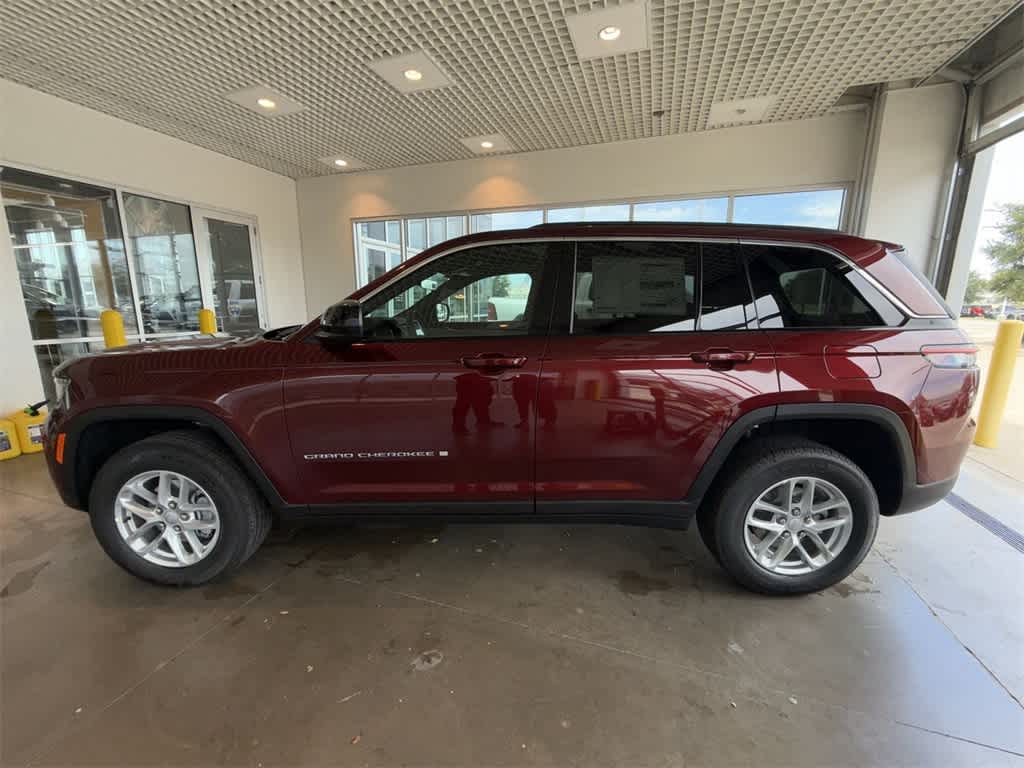 Thumbnail: 2025 Jeep Grand Cherokee - 4