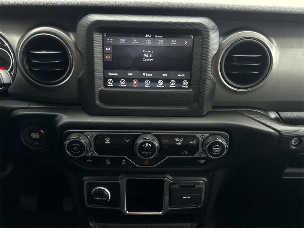 Thumbnail: 2023 Jeep Gladiator - 15