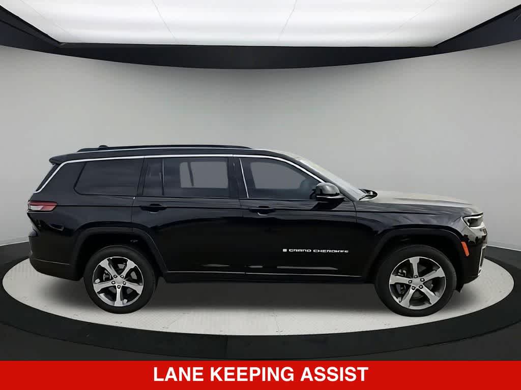 Thumbnail: 2026 Jeep Grand Cherokee L - 9