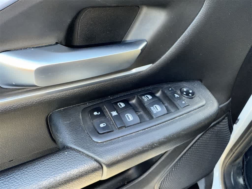 Thumbnail: 2021 RAM 1500 - 22