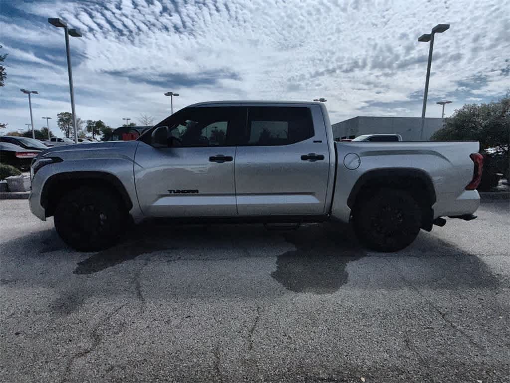 Thumbnail: 2025 Toyota Tundra - 3